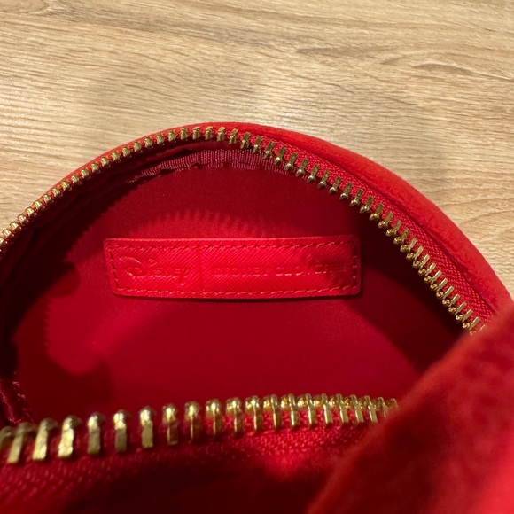 Stoney clover red velvet pouch - Picture 2 of 6